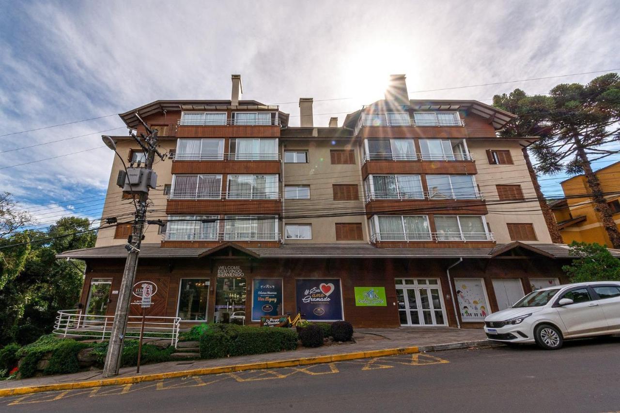 Rosa Edificio Parque Da Vinicola Lägenhet Gramado Exteriör bild